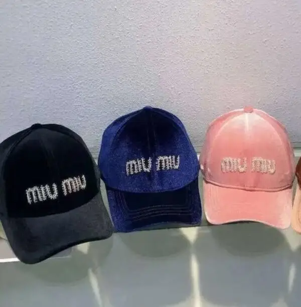MIU MIU
