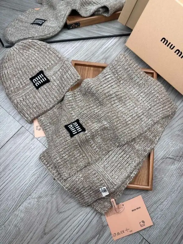 MIU MIU