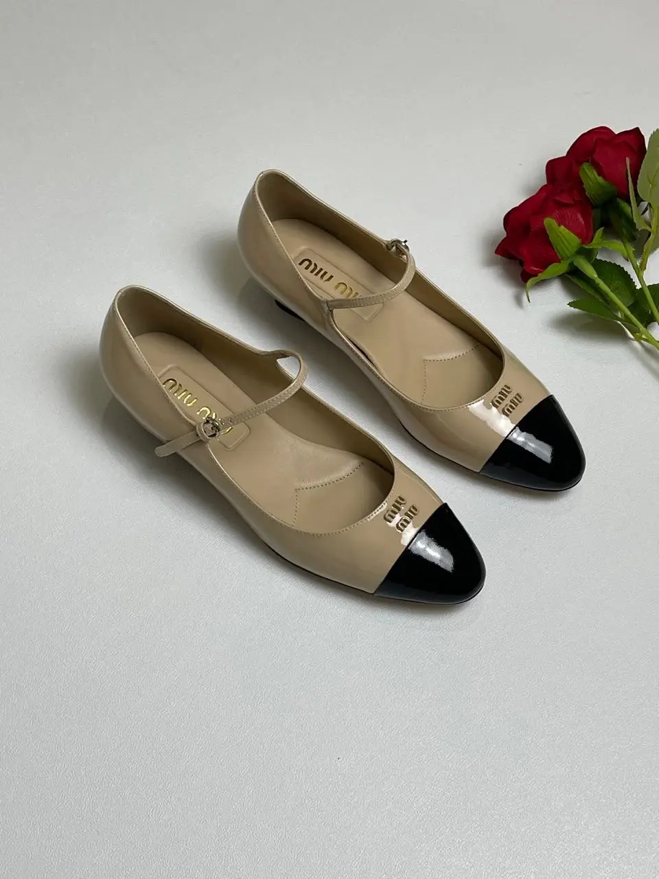 MIU MIU Leather Sneaker MIU MIU Leather Sneaker