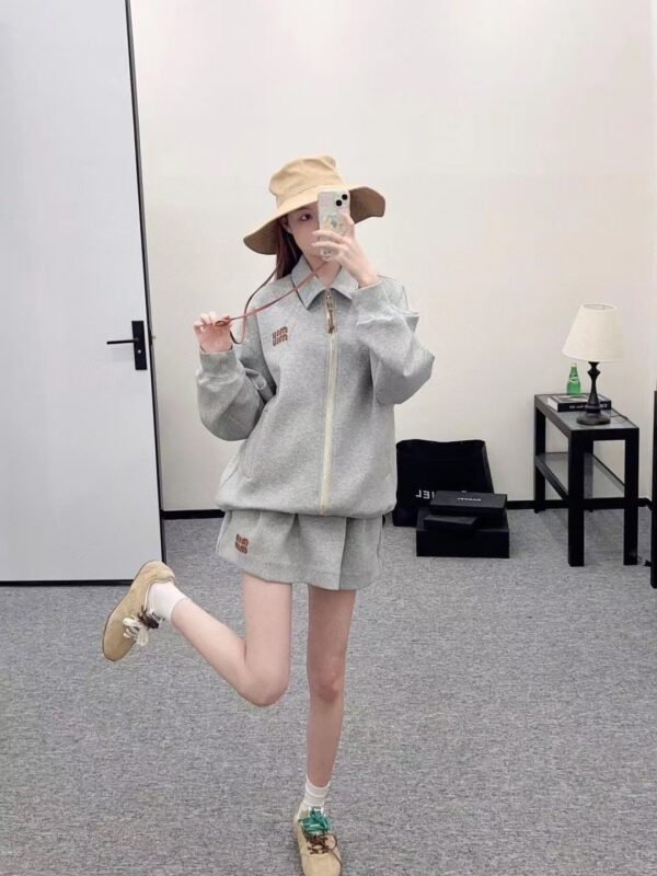 MIU MIU