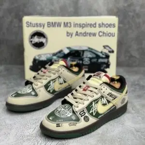 Nike Dunk Low Sneakers