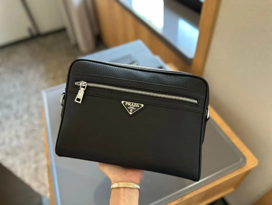 PRADA Saffiano Leather Shoulder Bag PRADA Saffiano Leather Shoulder Bag