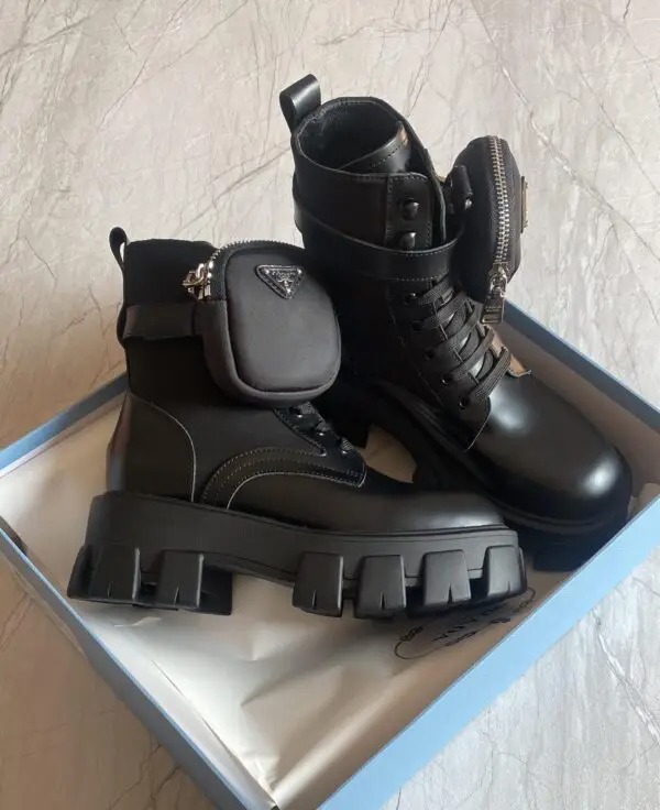 PRADA
