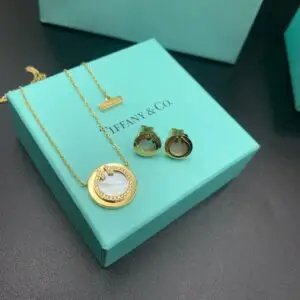 TIFFANY & CA