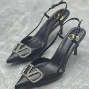 VALENTINO Garavani Vlogo Slingback Pumps