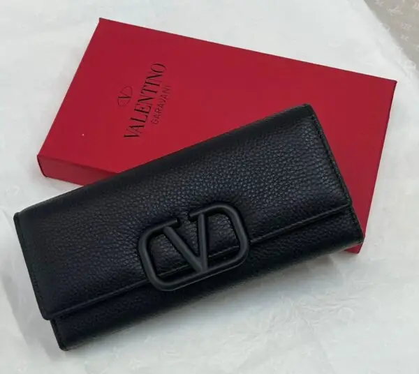 VALENTINO