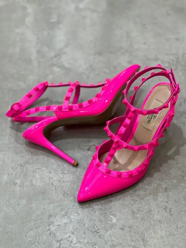VALENTINO
