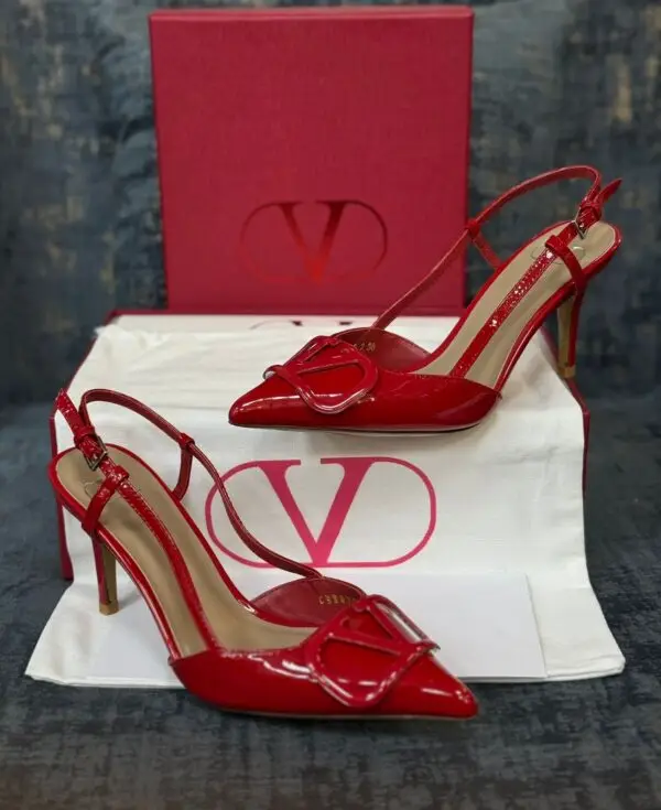 VALENTINO