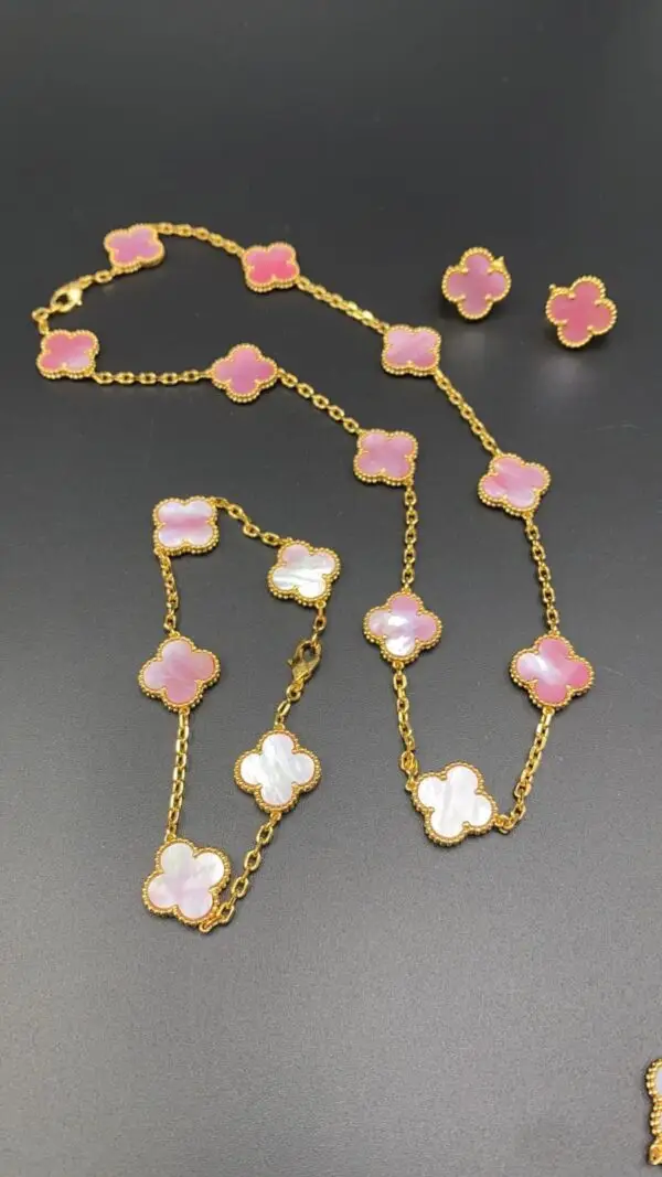 VAN CLEEF