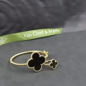VAN CLEEF & ARPELS