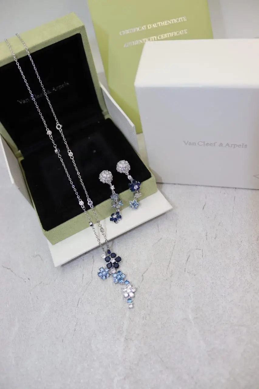 Van Cleef & Arpels Rhodium Plated Necklace Set Van Cleef & Arpels Rhodium Plated Necklace Set
