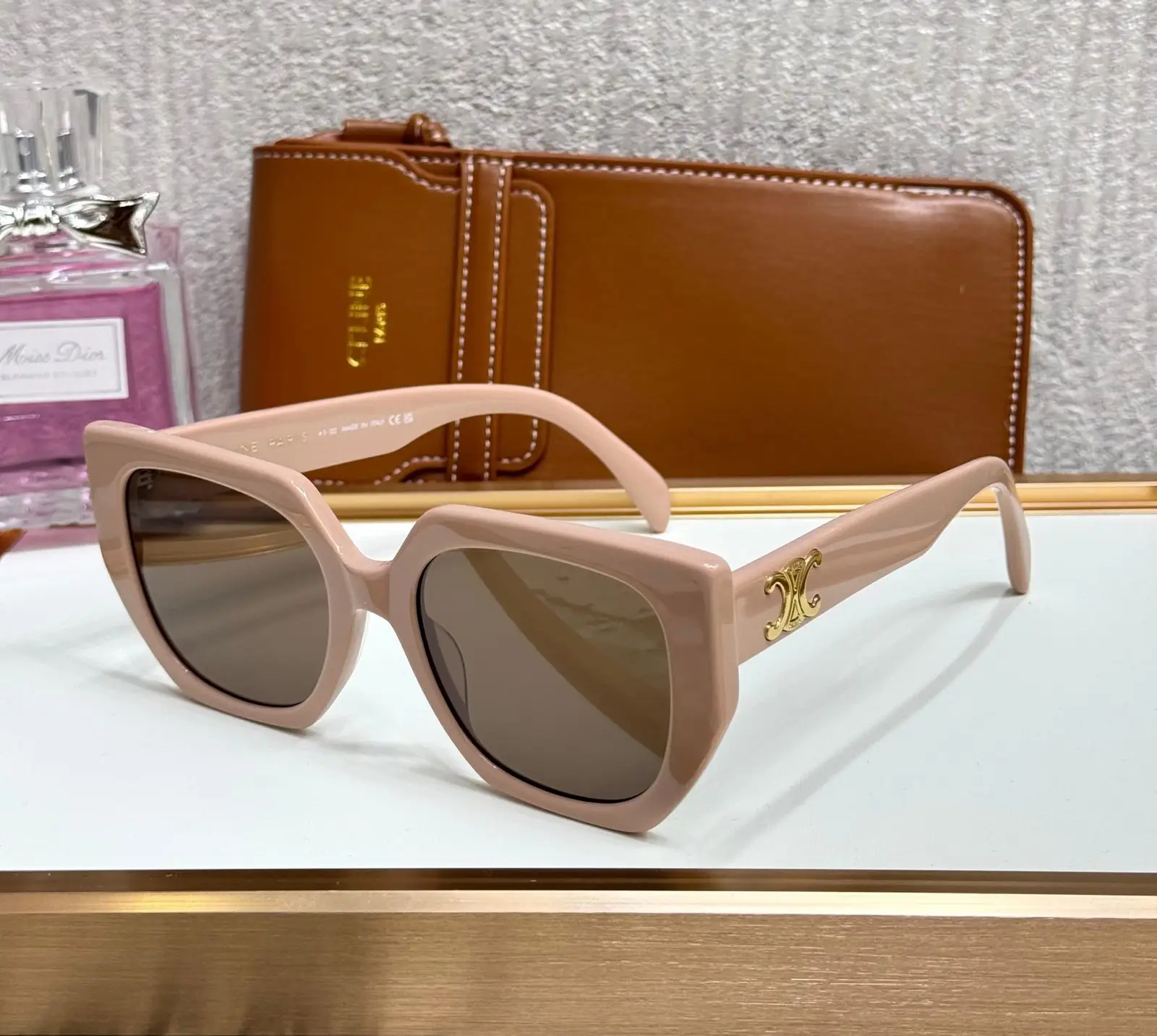 CELINE Butterfly Sunglasses CELINE Butterfly Sunglasses