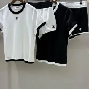 CHANEL Buckle Contrast Logo T-Shirt