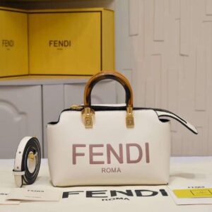 FENDI Leather Shoulder Bag