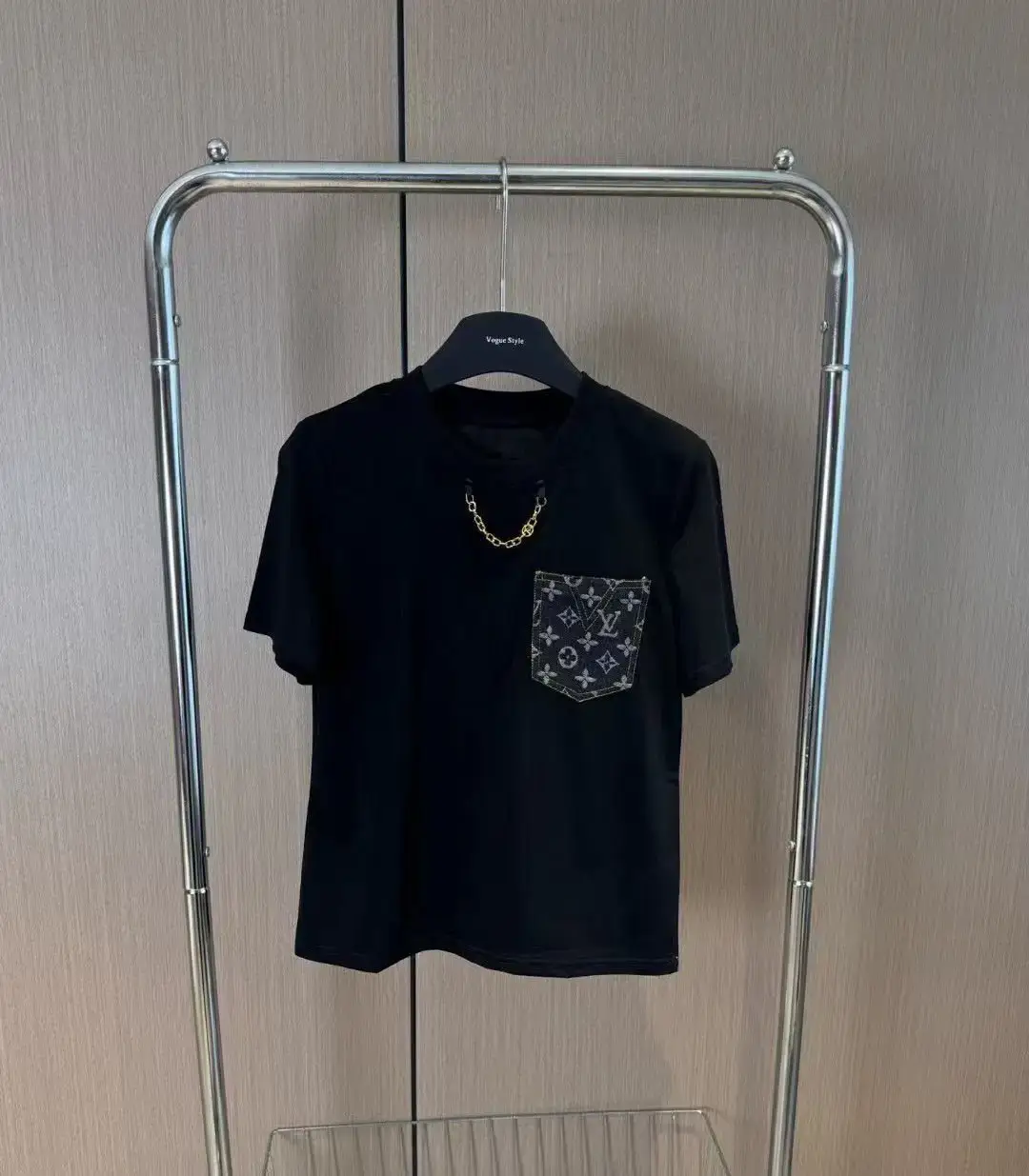 LOUIS VUITTON LOUIS VUITTON