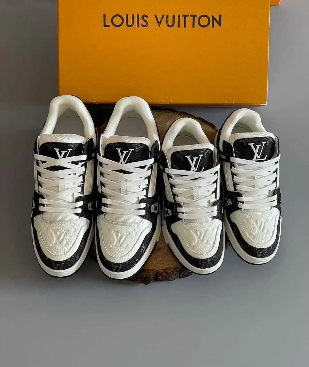 Louis Vuitton Trainer Sneaker Louis Vuitton Trainer Sneaker