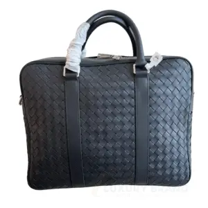 Bottega Veneta Men's Large Andiamo Voyager Black Leather Tote