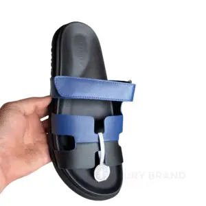 HERMES Chypre Leather Sandals