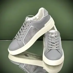 BALMAIN Logo Patch Low-Top Sneakers