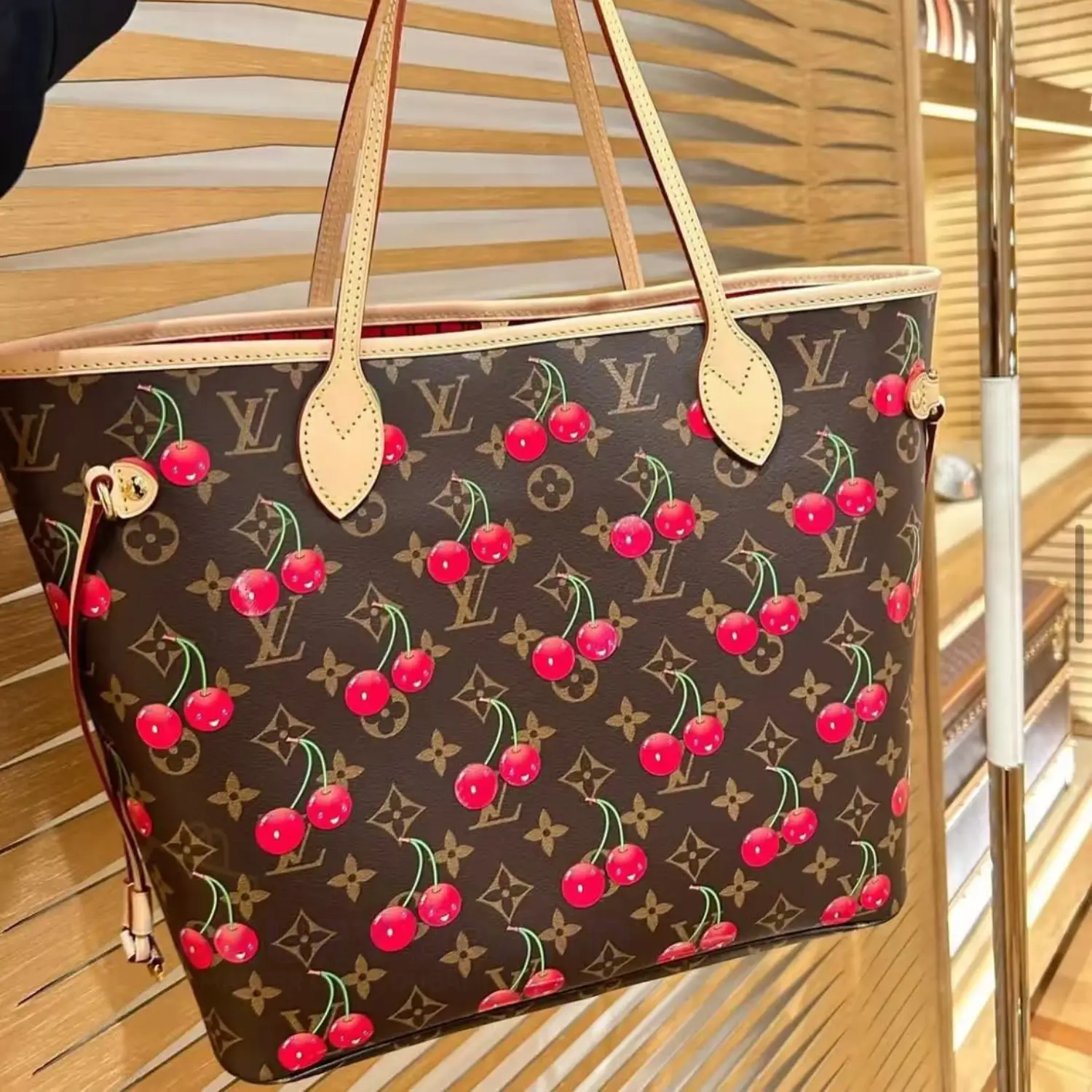 LOUIS VUITTON Neverfull MM LOUIS VUITTON Neverfull MM