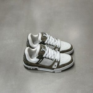 LOUIS VUITTON Trainer Sneaker