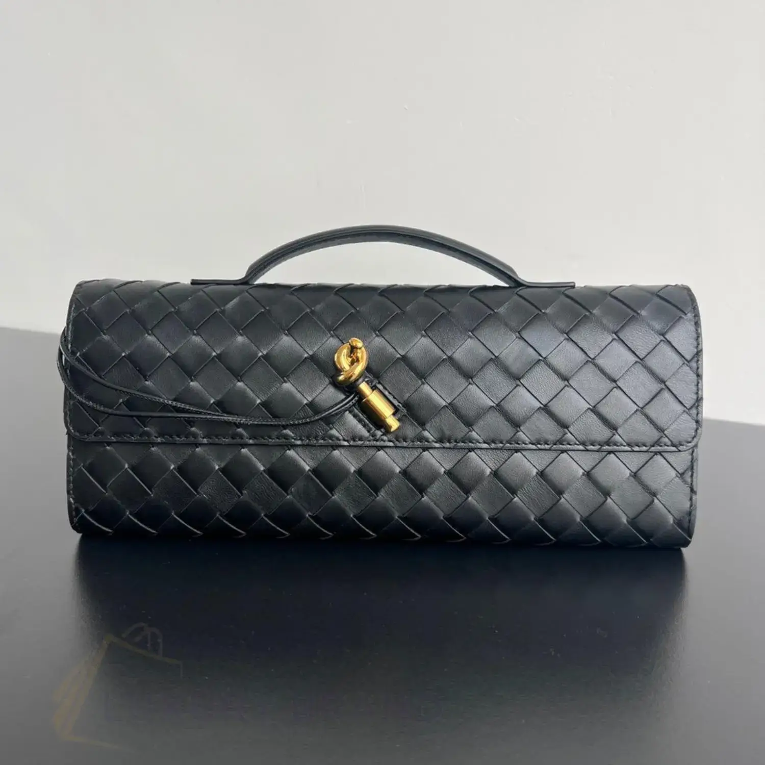 Bottega Veneta Andiamo Long Clutch Bottega Veneta Andiamo Long Clutch