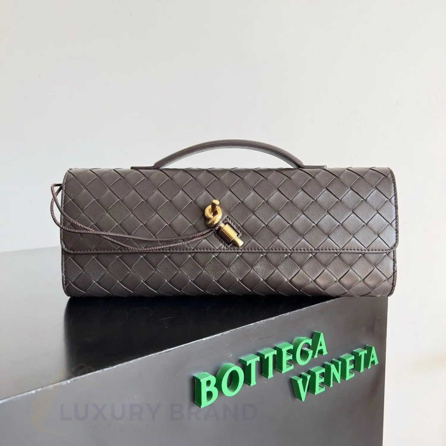 Bottega Veneta Andiamo Clutch Bottega Veneta Andiamo Clutch