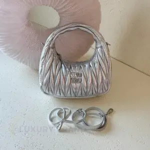 MIU MIU Wander Bag in Leather