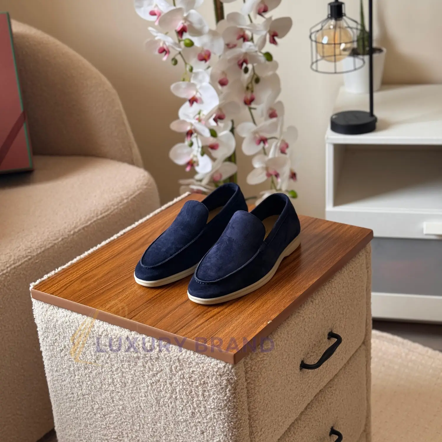 LORO PIANA SUMMER WALK