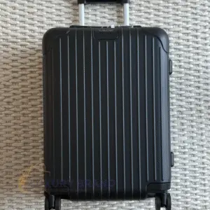RIMOWA Essential Sleeve Cabin Suitcase