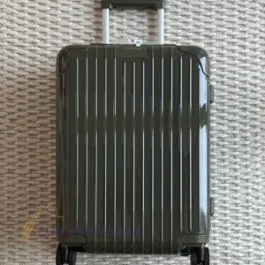 RIMOWA Essential Cabin