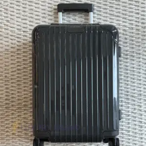 RIMOWA Salsa Air Cabin Case