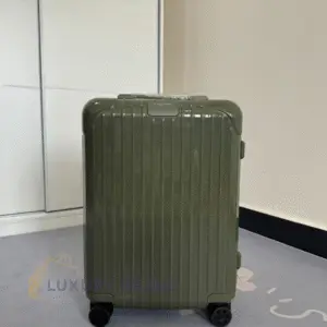 RIMOWA