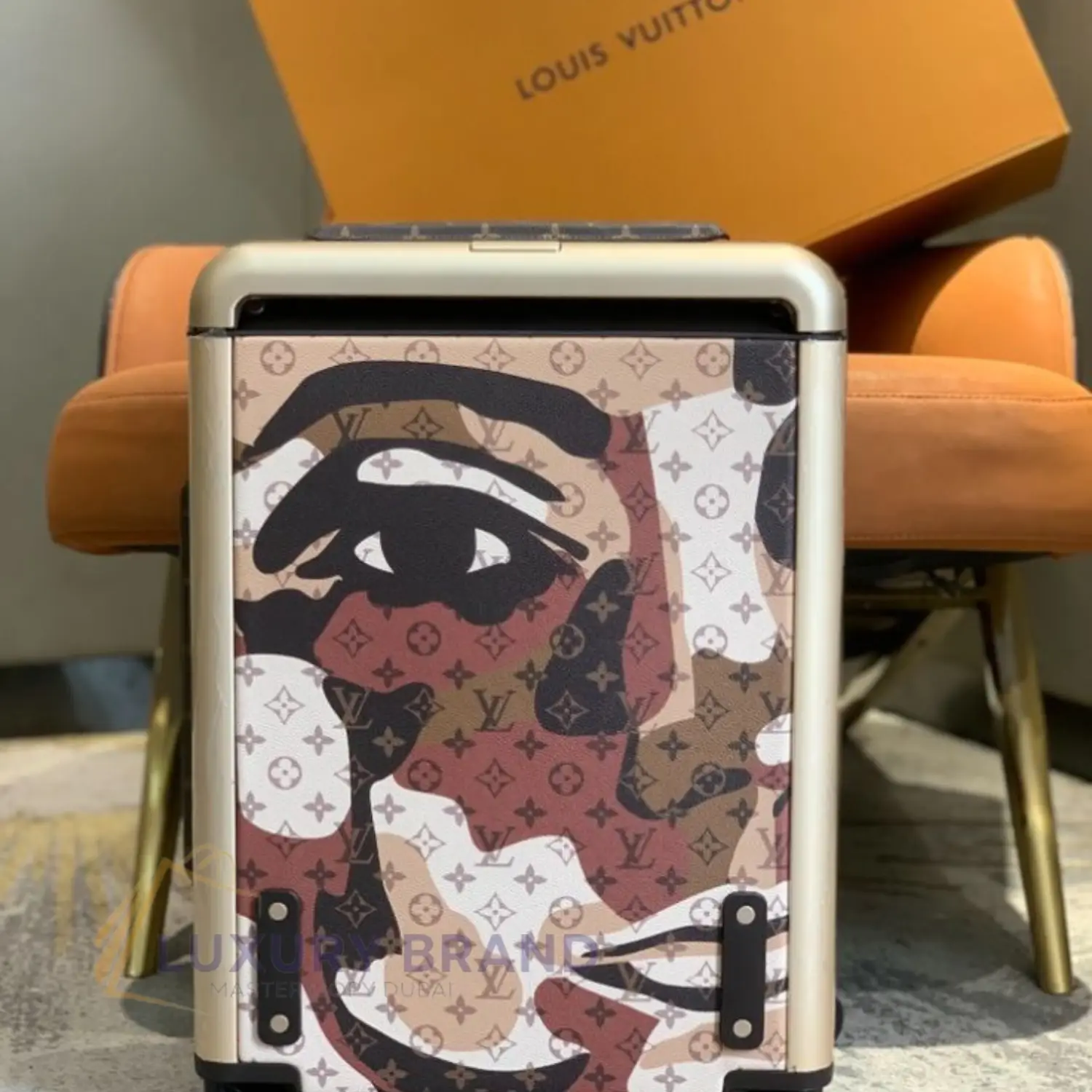 LOUIS VUITTON LOUIS VUITTON