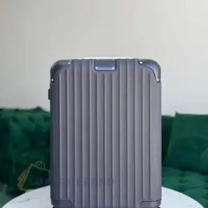RIMOWA