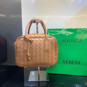 BOTTEGA