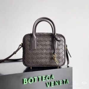 BOTTEGA