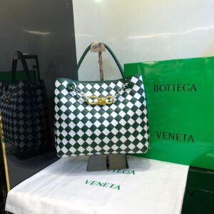BOTTEGA