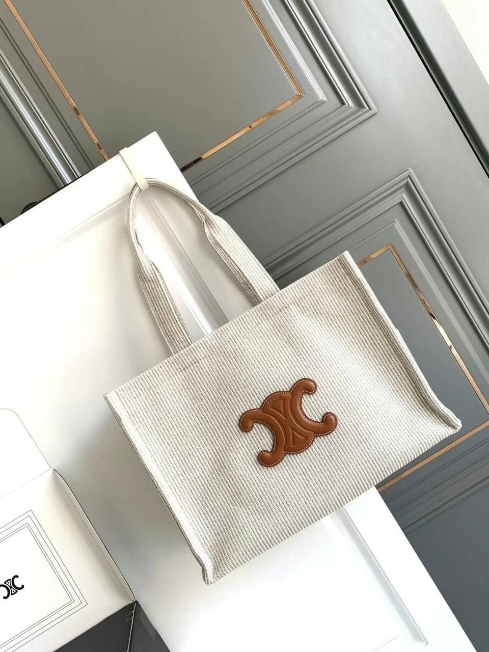 CELINE