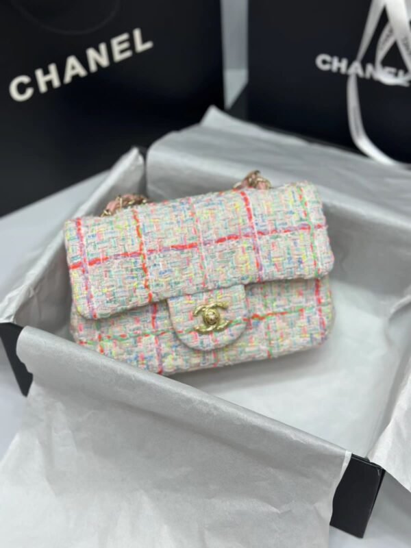 CHANEL