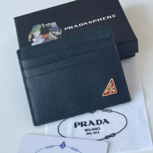 Design Black Saffiano Triangle Card Holder - Dubai Fashion LUX