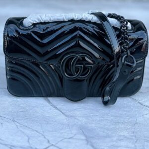 Design GG MARMONT PATENT MINI SHOULDER BAG - Dubai Fashion LUX