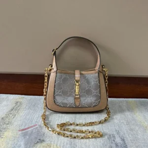 Design Jackie 1961 Hobo Bag - Dubai Fashion LUX