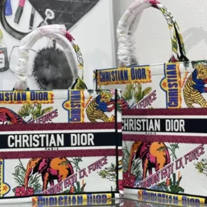 Design large Book Tote for women - Dubai Fashion LUX