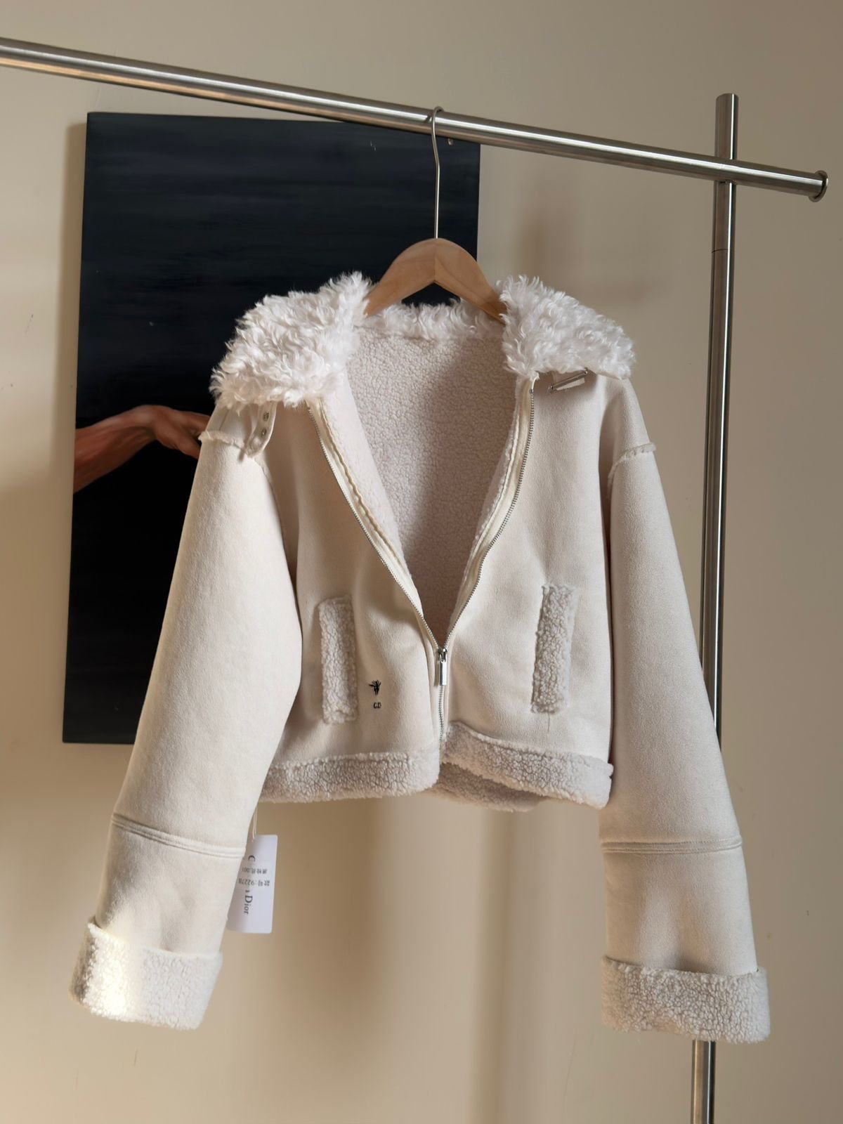 DIOR