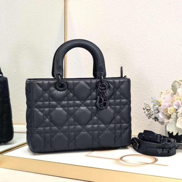 DIOR