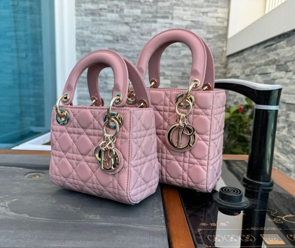 DIOR