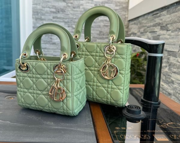 DIOR