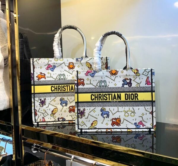 DIOR