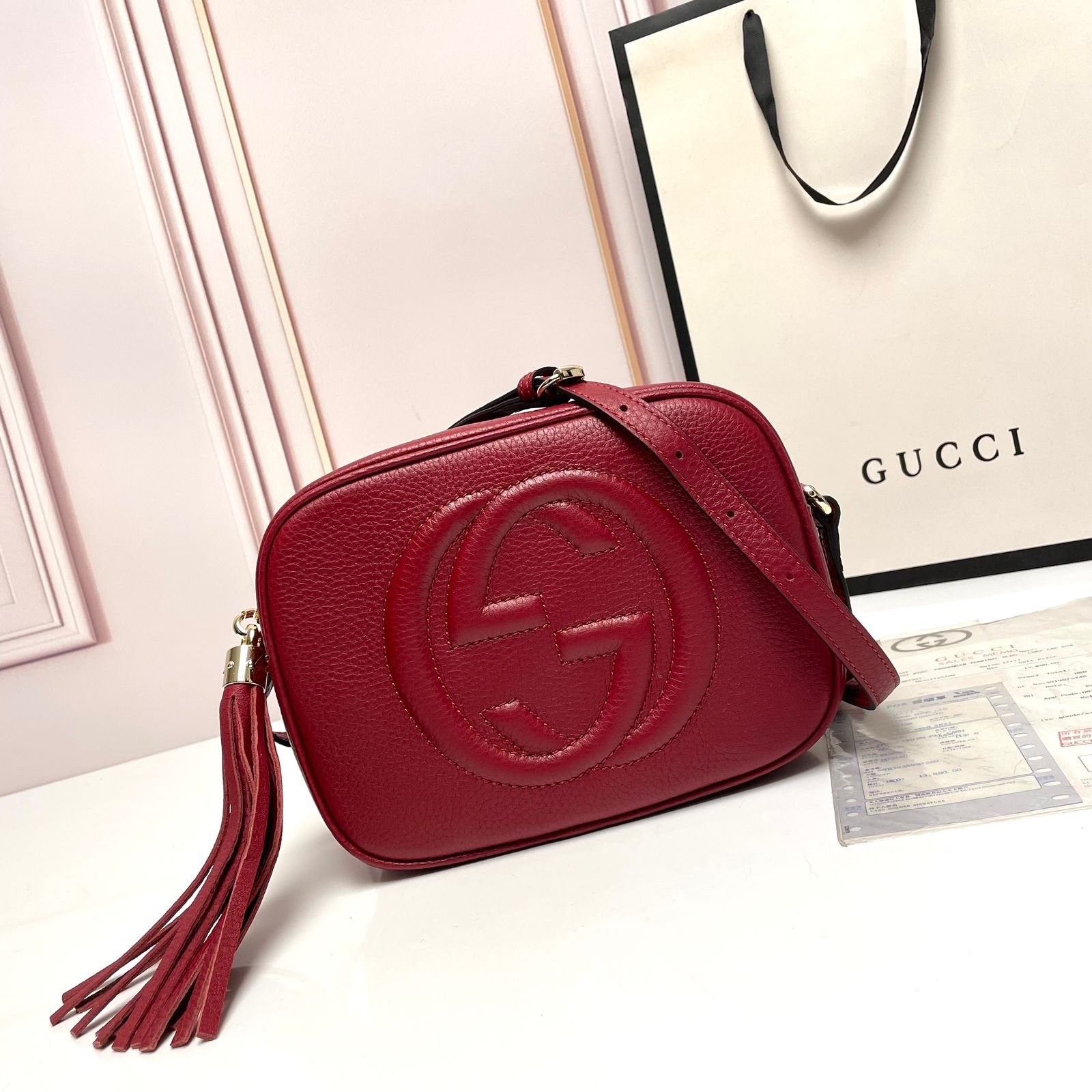 GUCCI